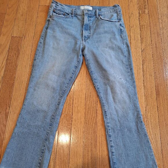 MOTHER Superior The Insider Crop Step Fray in I Confess Raw Hem Jeans - 30 x 25 - Picture 1 of 5